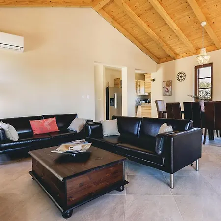 Maslina Villa