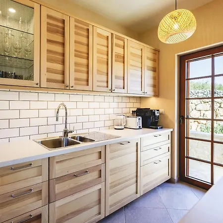 Vila Maslina Vinisce