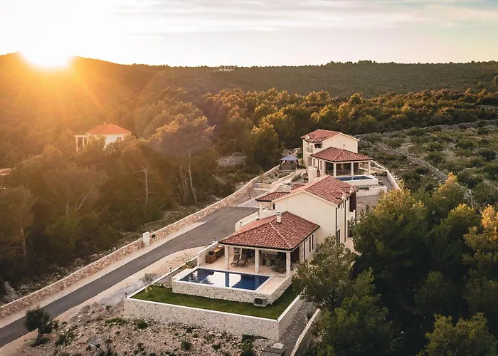 Villa Maslina *
